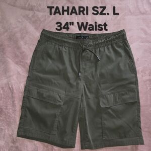 🔥Tahari Green Cargo Shorts with Elastic Waistband